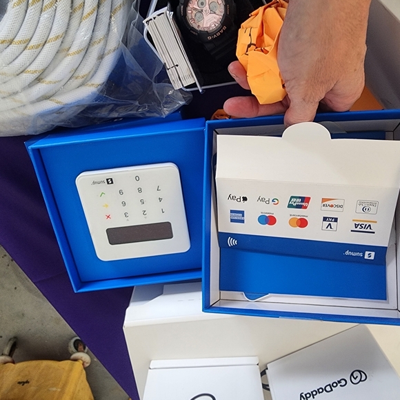 2 sum up card readers - Picture 2 of 2